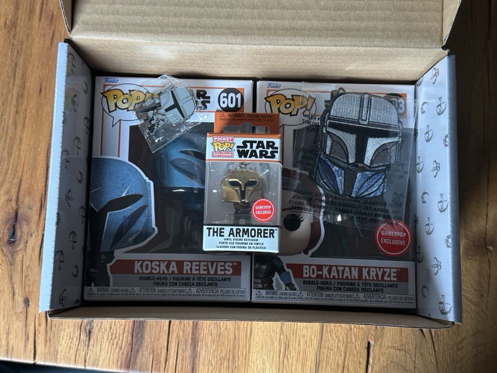Koska Reeves - Star Wars: The Mandalorian vinyl figure collectible [Barcode 889698712170] - Main Image 3