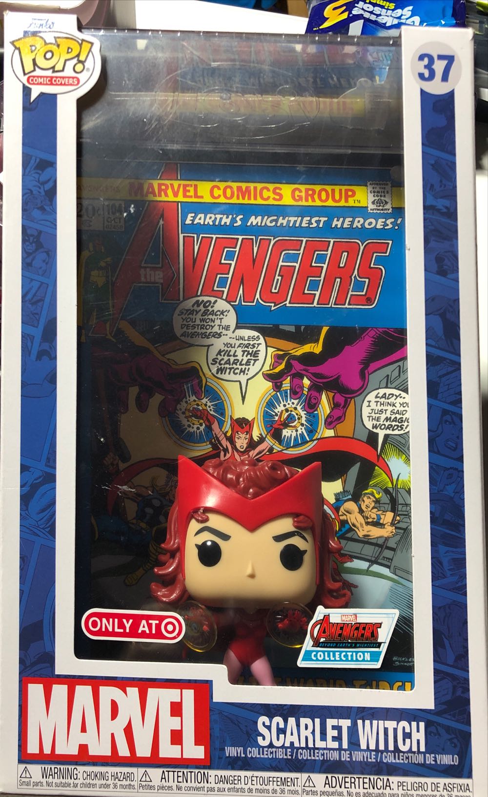 Scarlet Witch - Marvel Universe vinyl figure collectible [Barcode 889698745895] - Main Image 2