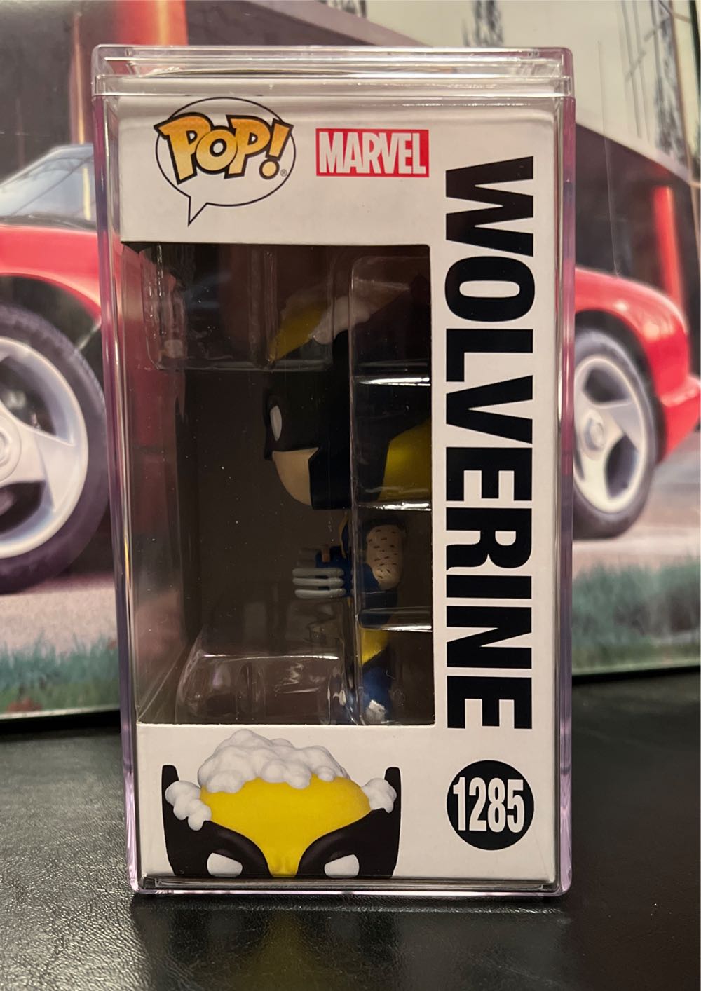MARVEL HOLIDAYS: WOLVERINE - Marvel Universe vinyl figure collectible [Barcode 889698721912] - Main Image 3