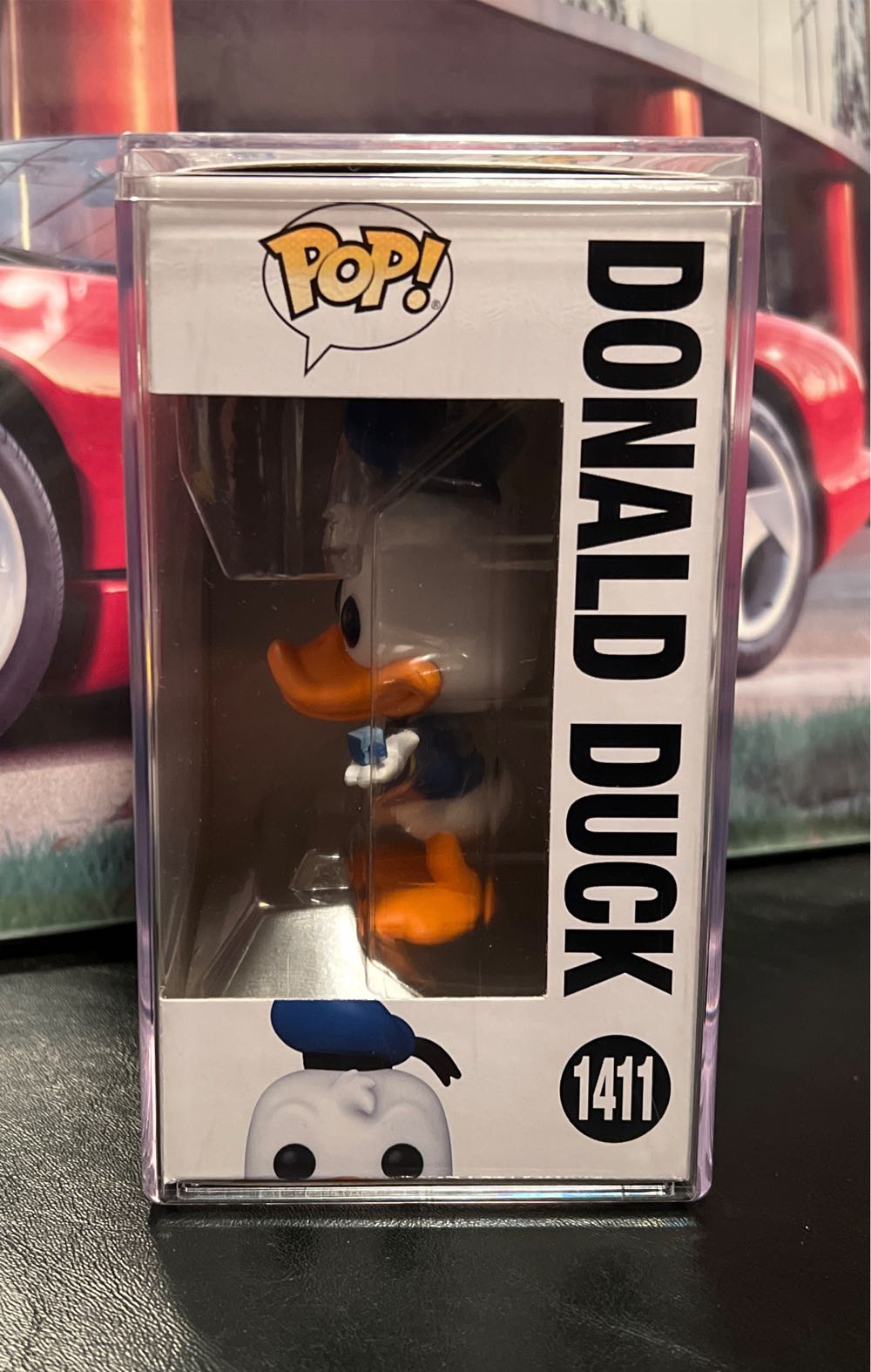 DISNEY HOLIDAY: DONALD DUCK - Disney vinyl figure collectible [Barcode 889698738286] - Main Image 3