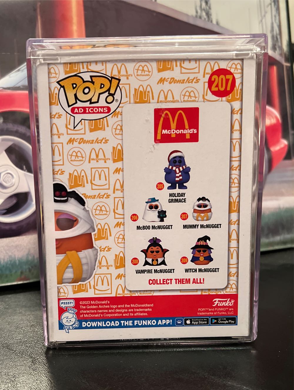 Mummy McNugget - McDonald vinyl figure collectible [Barcode 889698740678] - Main Image 2