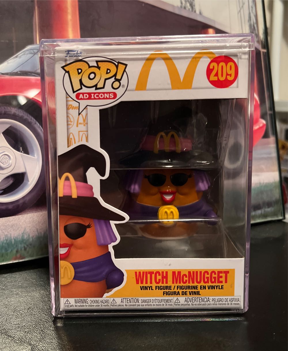 Harry Potter- Albus Dumbledore With Hogwarts