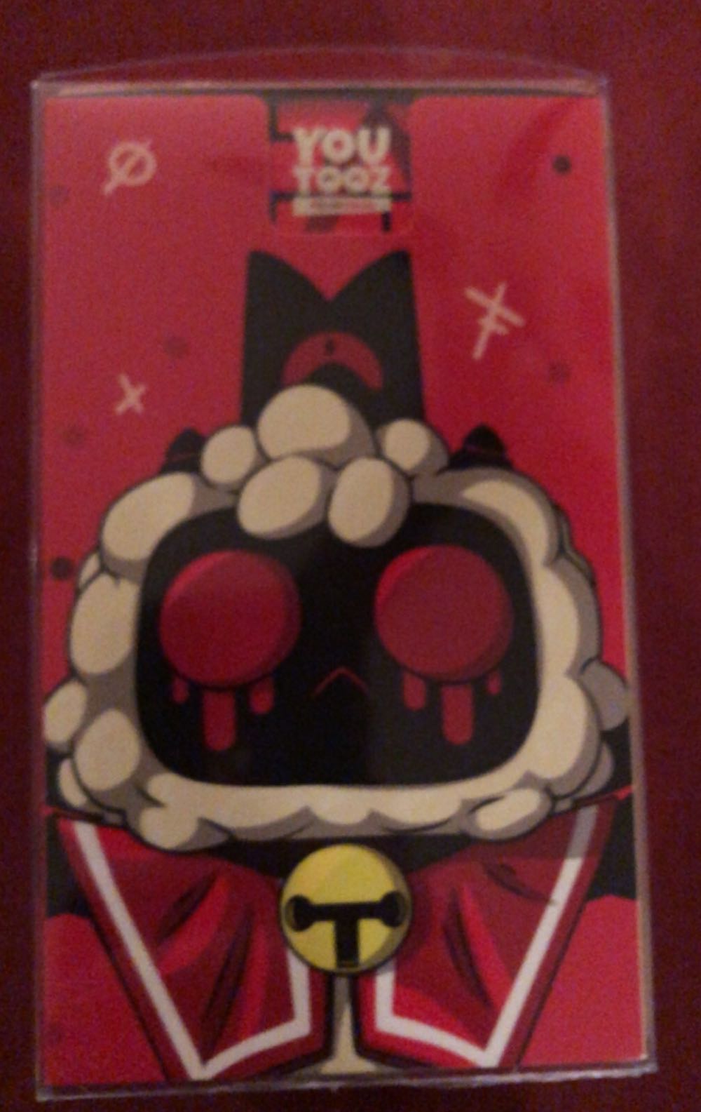 Cult Of The Lamb - Possessed Lamb  vinyl figure collectible [Barcode 810122540991] - Main Image 3