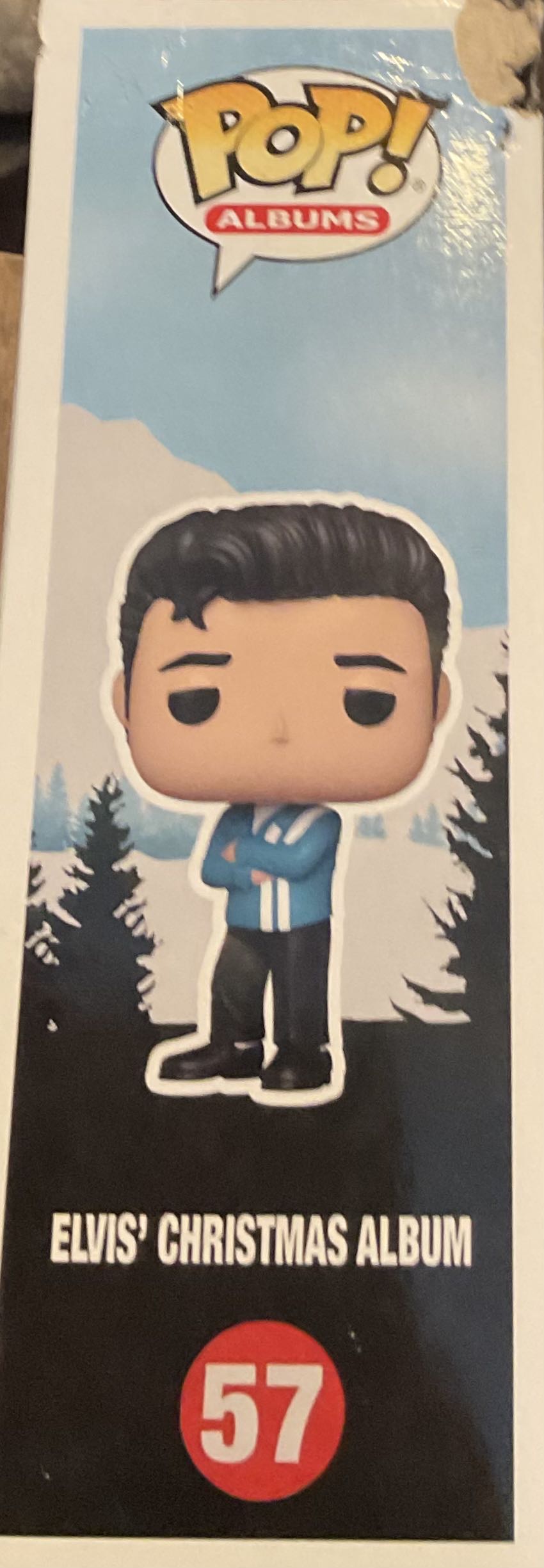Funko Pop! Albums: Elvis Christmas Album: Elvis Presley #57 - Elvis Presley vinyl figure collectible [Barcode 889698656214] - Main Image 2