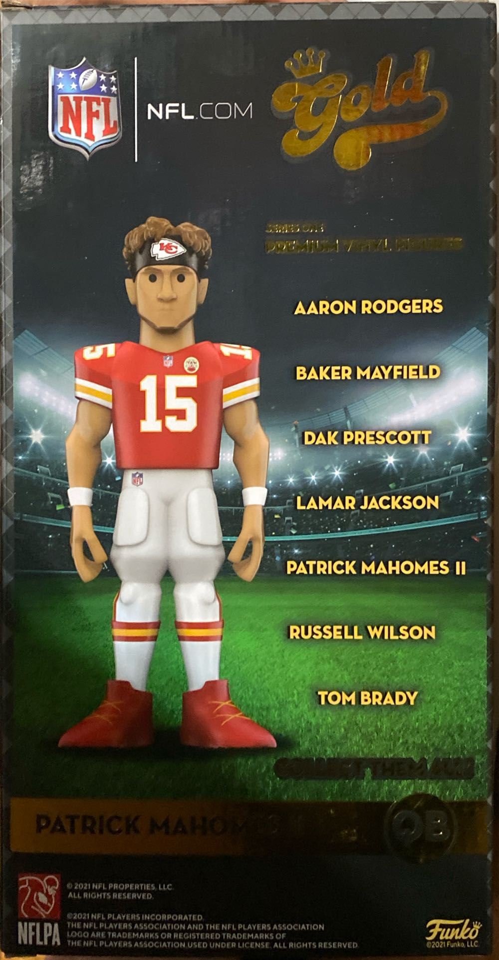 ✅ Patrick Mahomes  vinyl figure collectible [Barcode 889698572897] - Main Image 3
