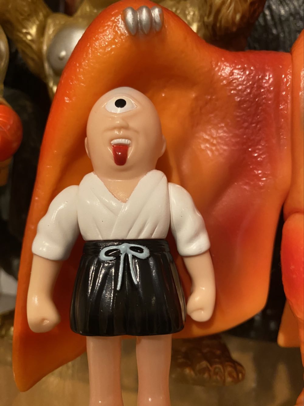 One Punch Man Genos Xtra 1 10 Scale Pvc Figure Tsumegenuine Tsume From Amazon