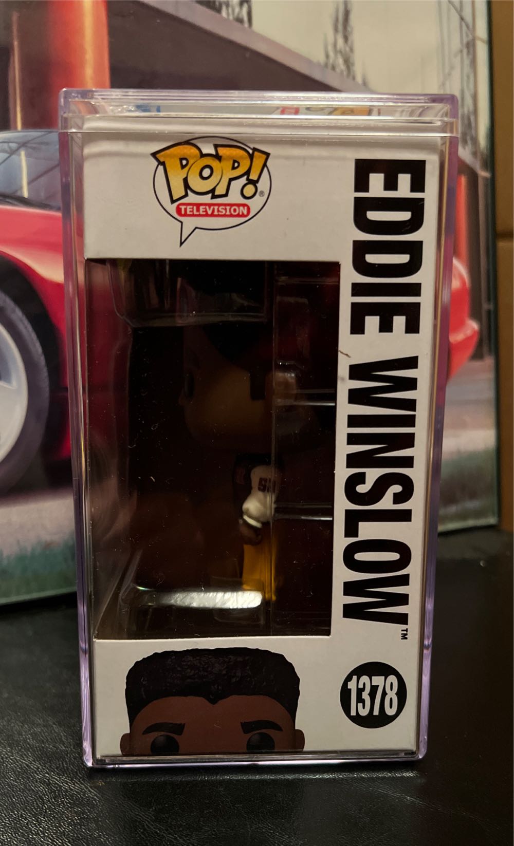 Eddie Winslow - Warner Bros. vinyl figure collectible [Barcode 889698725095] - Main Image 3