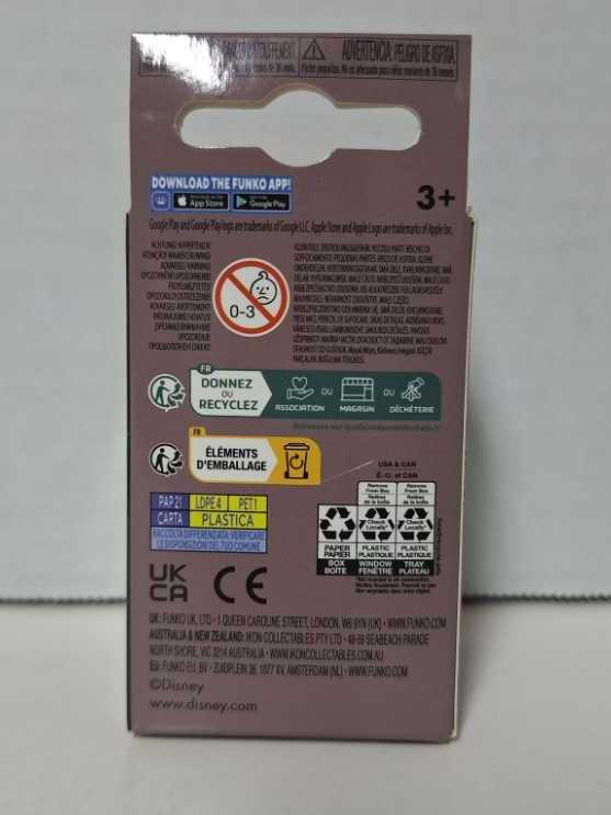 Sarah Sanderson  vinyl figure collectible [Barcode 889698723077] - Main Image 2