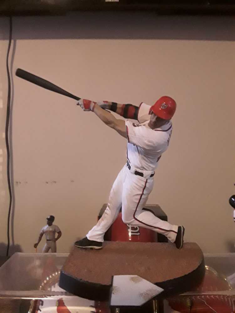 Bryce Harper Washington Nationals Collector Club Exclusive New Debut Mlb Sportspicks Sports Red Variant Jersey Picks Action  vinyl figure collectible [Barcode 787926923858] - Main Image 2