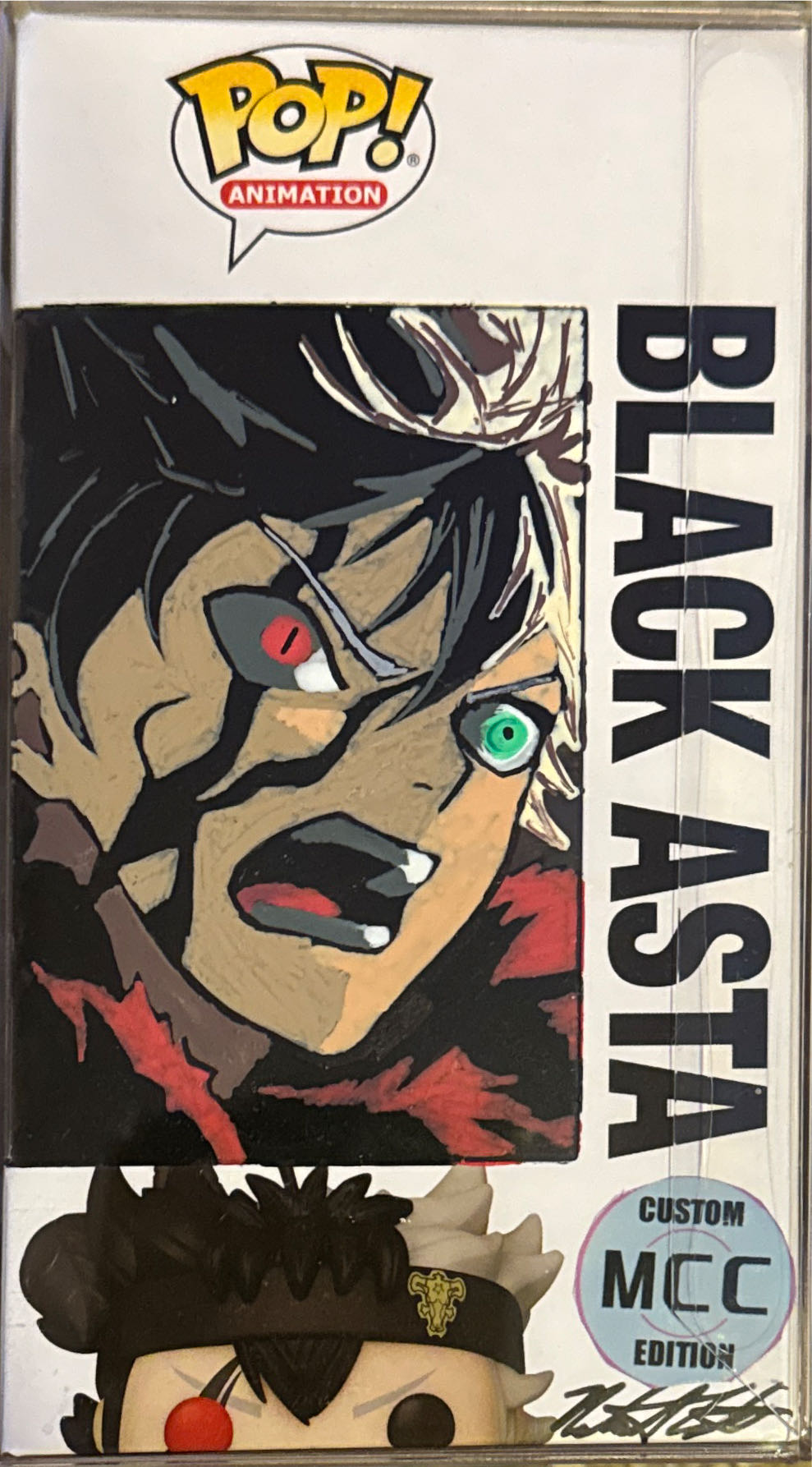 Black Asta  vinyl figure collectible [Barcode 889698705684] - Main Image 2