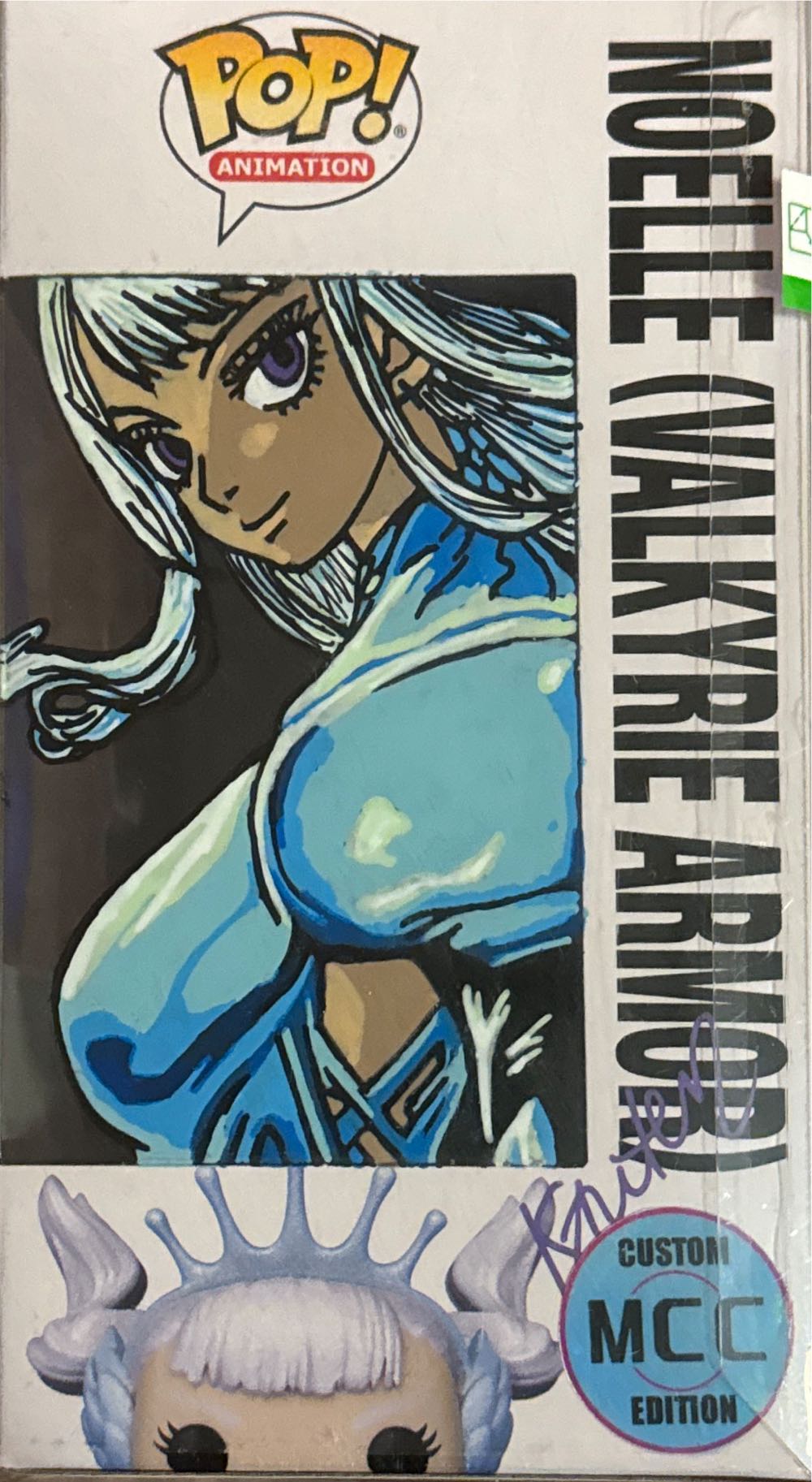 Noelle (Valkyrie Armor)  vinyl figure collectible [Barcode 889698705691] - Main Image 2