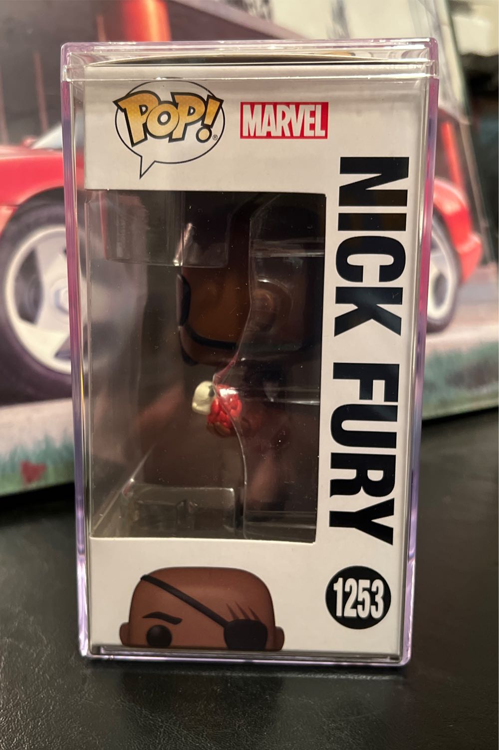 Nick Fury - Captain Marvel vinyl figure collectible [Barcode 889698676403] - Main Image 3