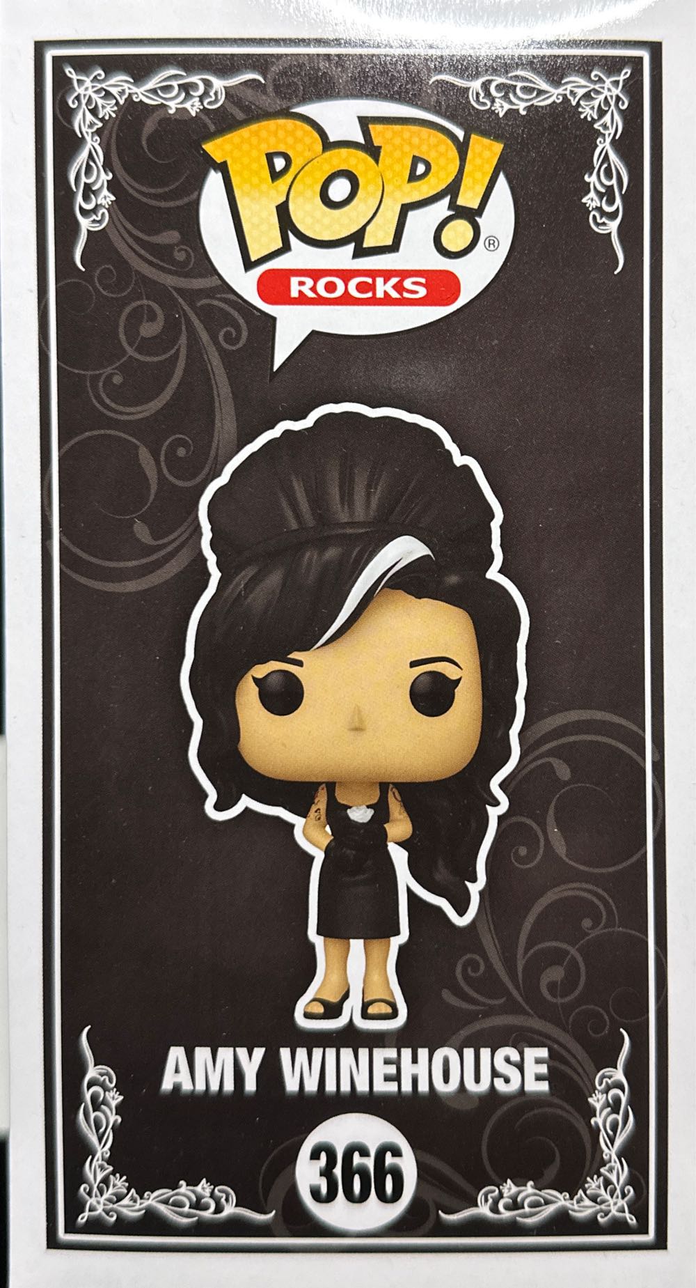 Amy Winehouse - Musicians vinyl figure collectible [Barcode 889698705967] - Main Image 4