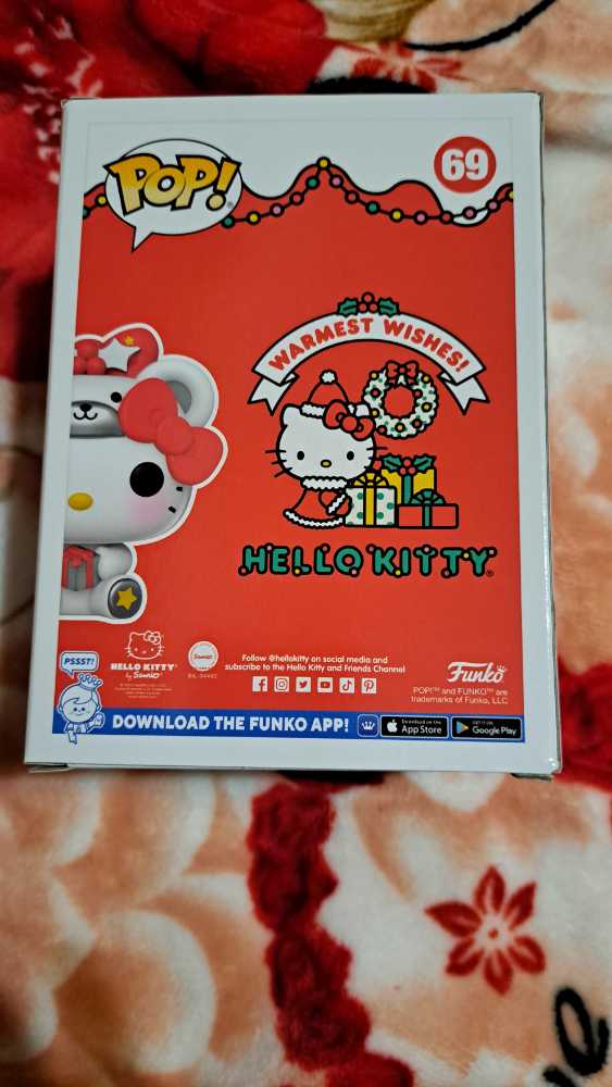 Hello Kitty Hello Kitty Polar Bear - Hello Kitty vinyl figure collectible [Barcode 889698720755] - Main Image 2