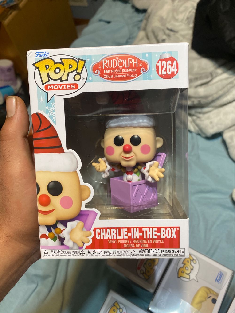 Charlie in the box - Rudolph the Red-Nosed Reindeer vinyl figure collectible [Barcode 889698643412] - Main Image 2