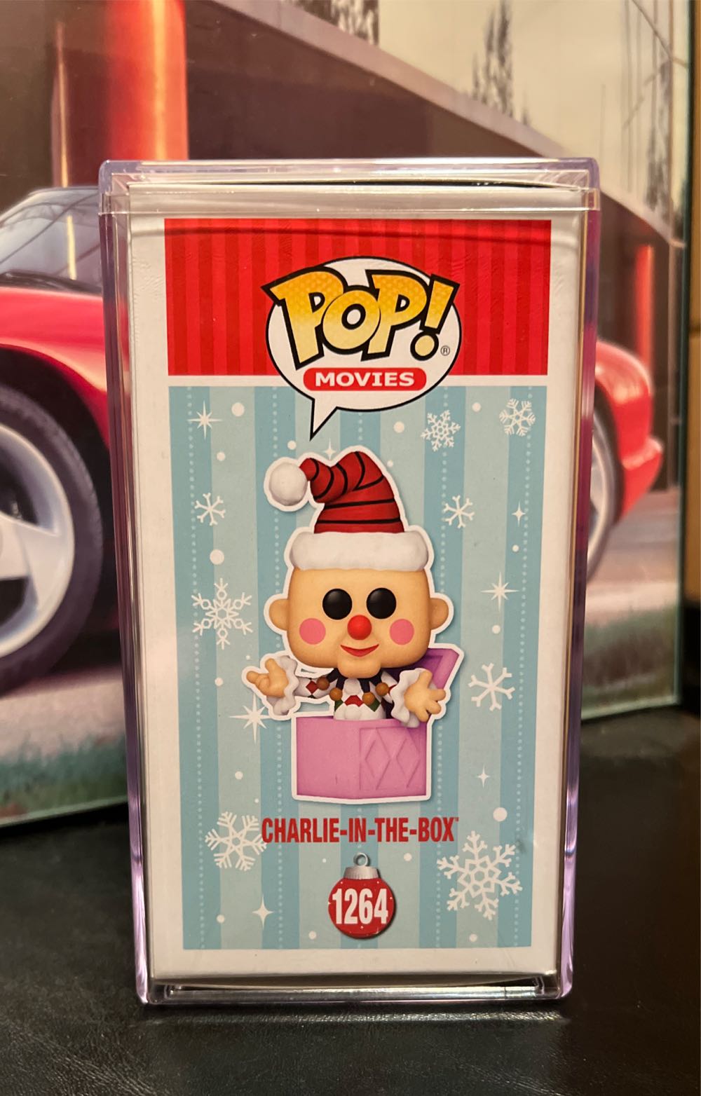 Charlie in the box - Rudolph the Red-Nosed Reindeer vinyl figure collectible [Barcode 889698643412] - Main Image 4