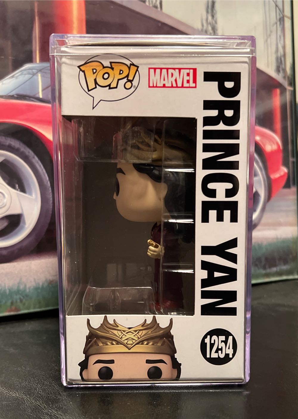 Prince Yan - Captain Marvel vinyl figure collectible [Barcode 889698692366] - Main Image 3