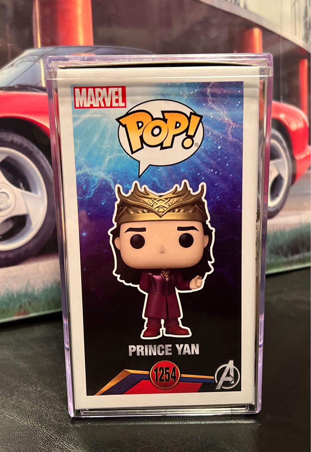 Prince Yan - Captain Marvel vinyl figure collectible [Barcode 889698692366] - Main Image 4