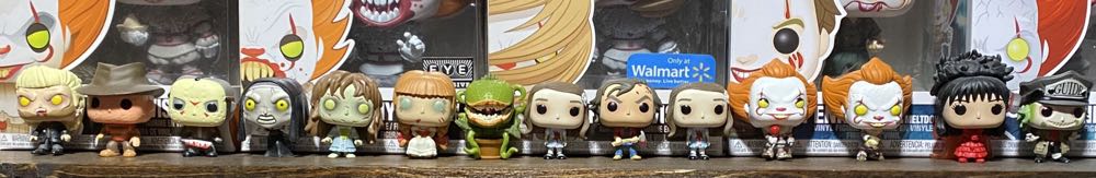 13 Days Of Spooky Halloween   vinyl figure collectible - Main Image 2