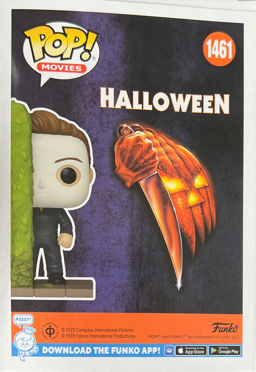 Michael Behind Hedge - Halloween vinyl figure collectible [Barcode 889698746953] - Main Image 2