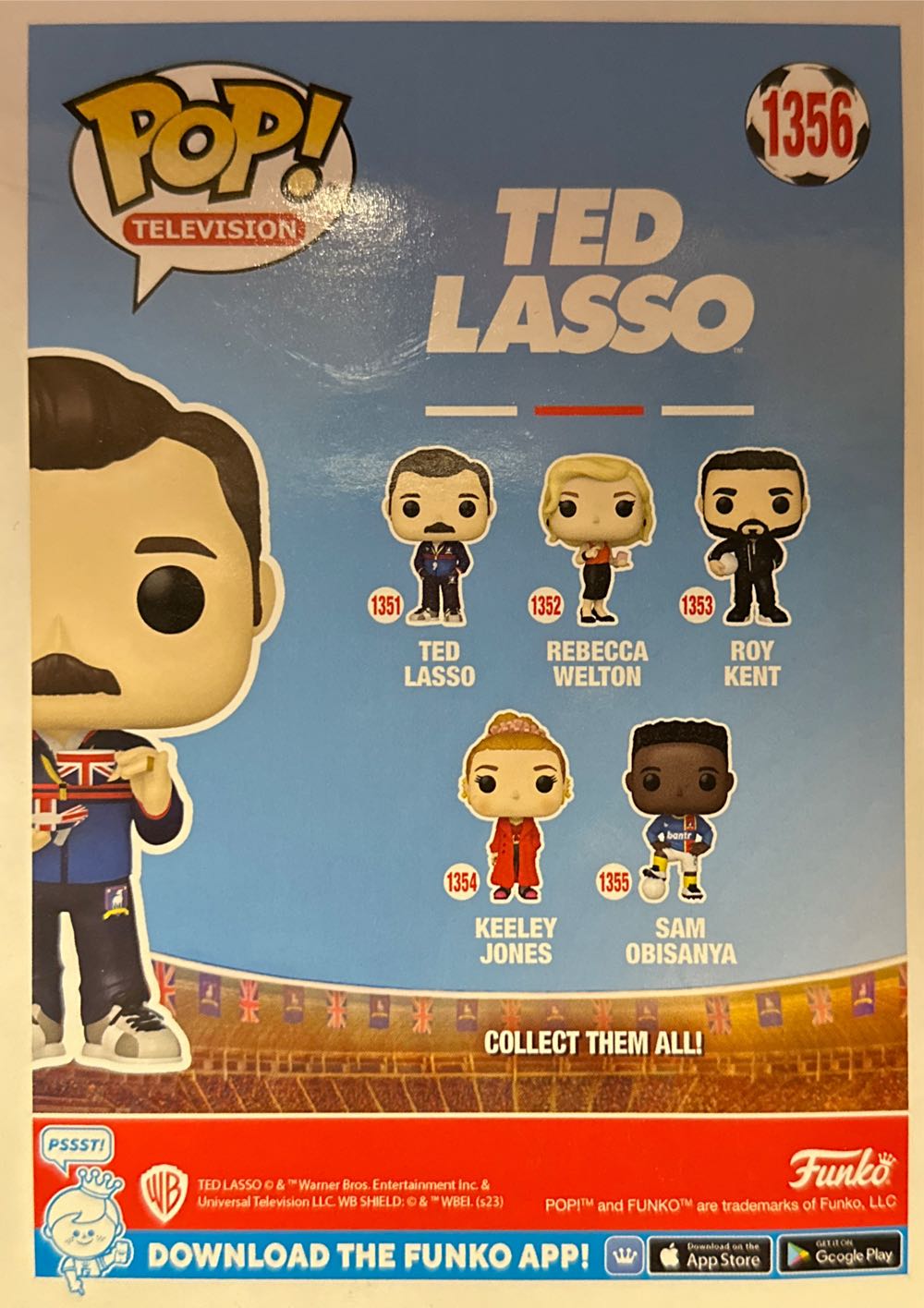 Ted Lasso (with Teacup) - Ted vinyl figure collectible [Barcode 889698664806] - Main Image 3