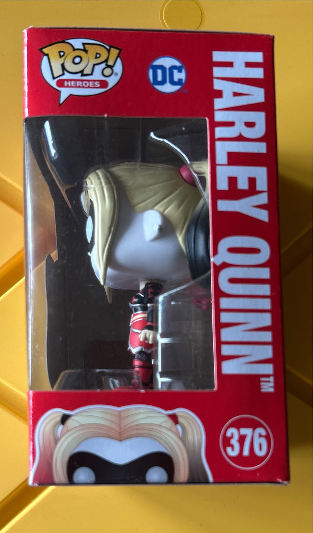 #376 Heroes: DC: Batman: Harley Quinn  vinyl figure collectible [Barcode 14238215] - Main Image 2