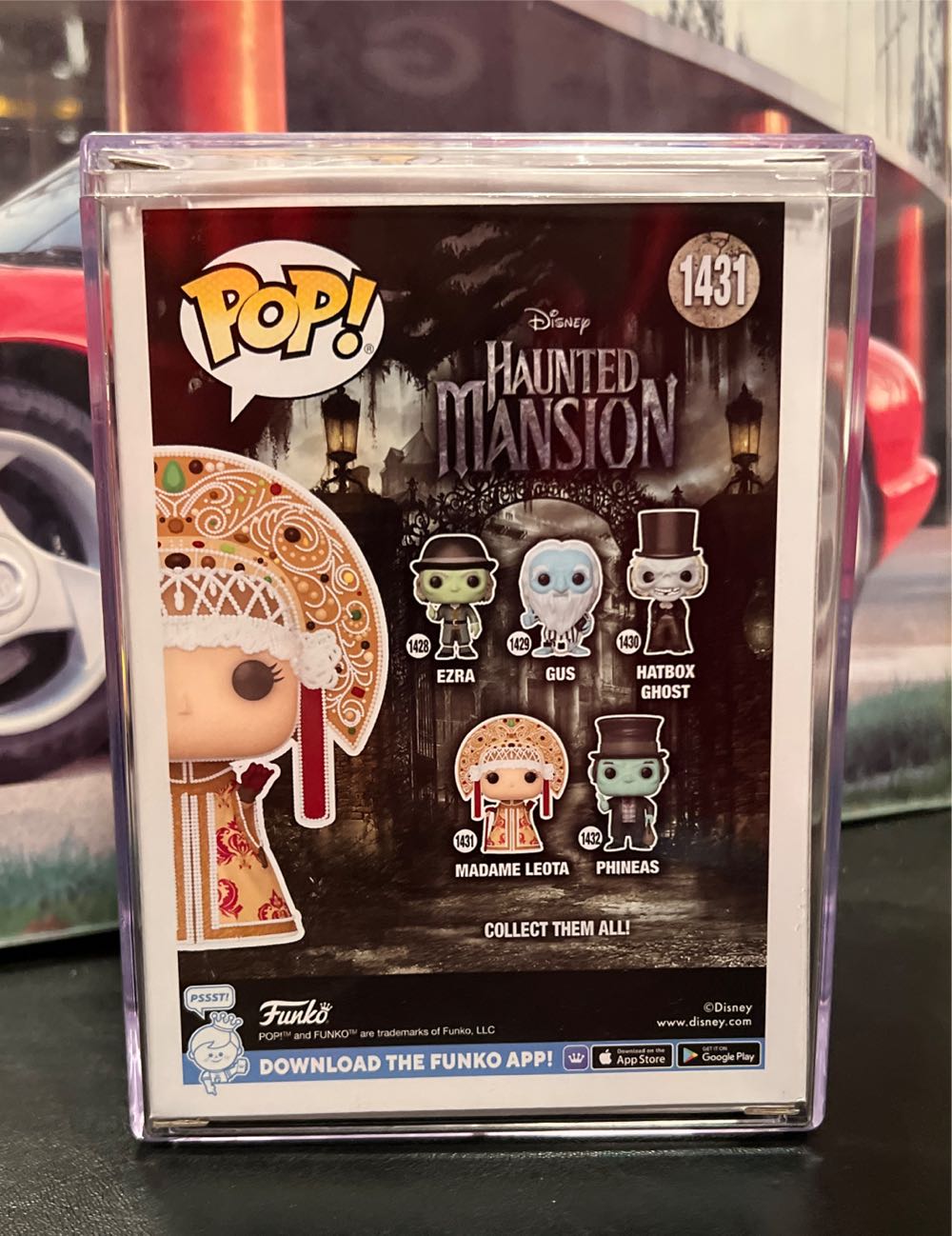 Madam Leota - Haunted Mansion vinyl figure collectible [Barcode 889698723688] - Main Image 2