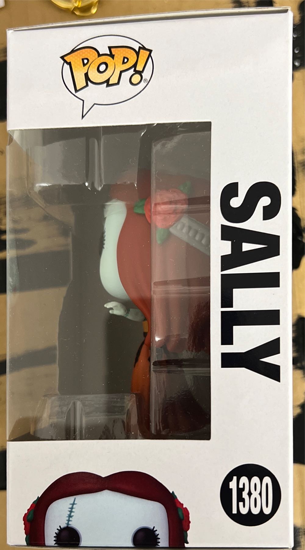 Sally - The Nightmare Before Christmas vinyl figure collectible [Barcode 889698723855] - Main Image 4