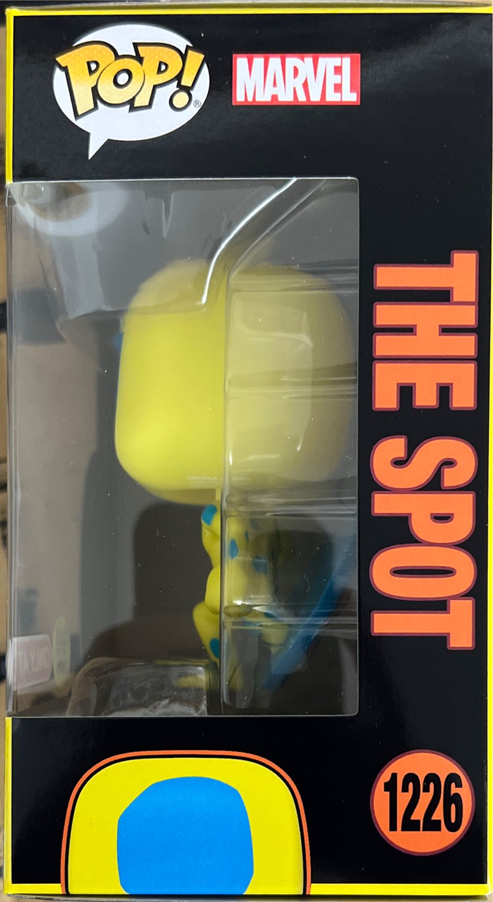 The Spot  vinyl figure collectible [Barcode 889698741422] - Main Image 4