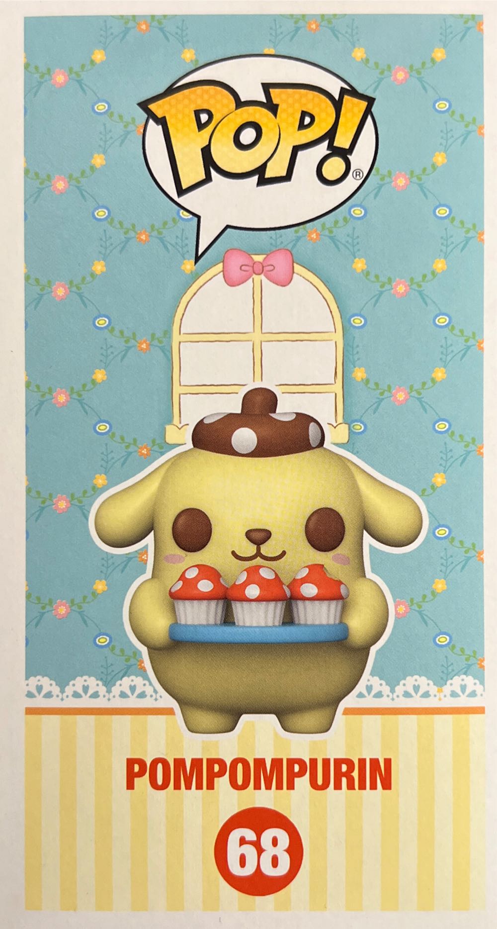 Pompompurin - Hello Kitty vinyl figure collectible [Barcode 889698736077] - Main Image 3