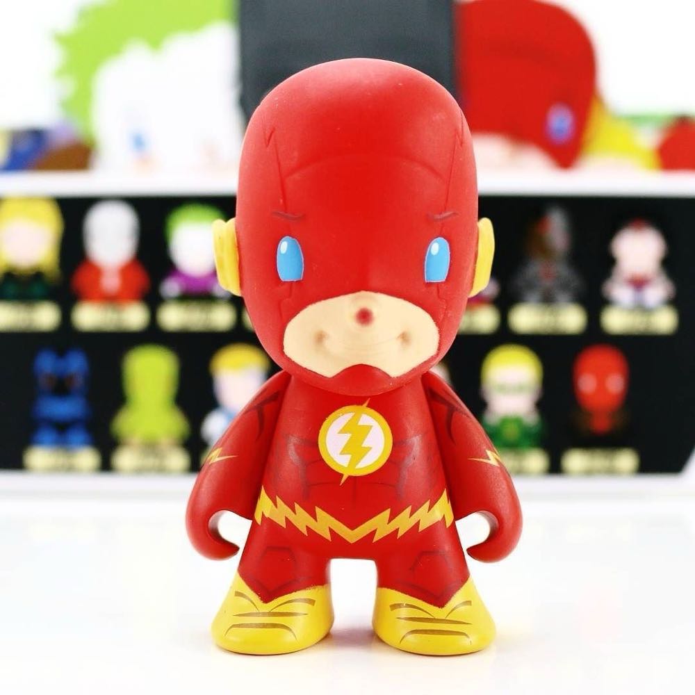 Kidrobot : Flash - DC Universe vinyl figure collectible - Main Image 2