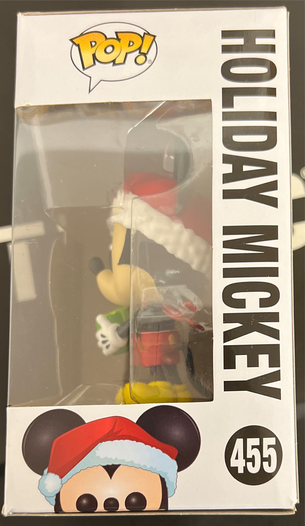 Holiday Mickey  vinyl figure collectible [Barcode 889698357531] - Main Image 4