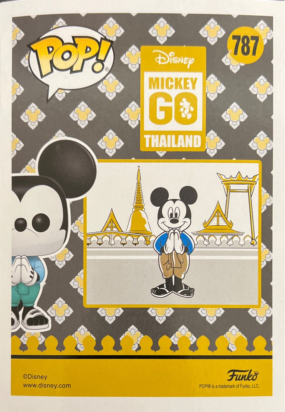 Mickey Mouse  vinyl figure collectible [Barcode 889698495509] - Main Image 2