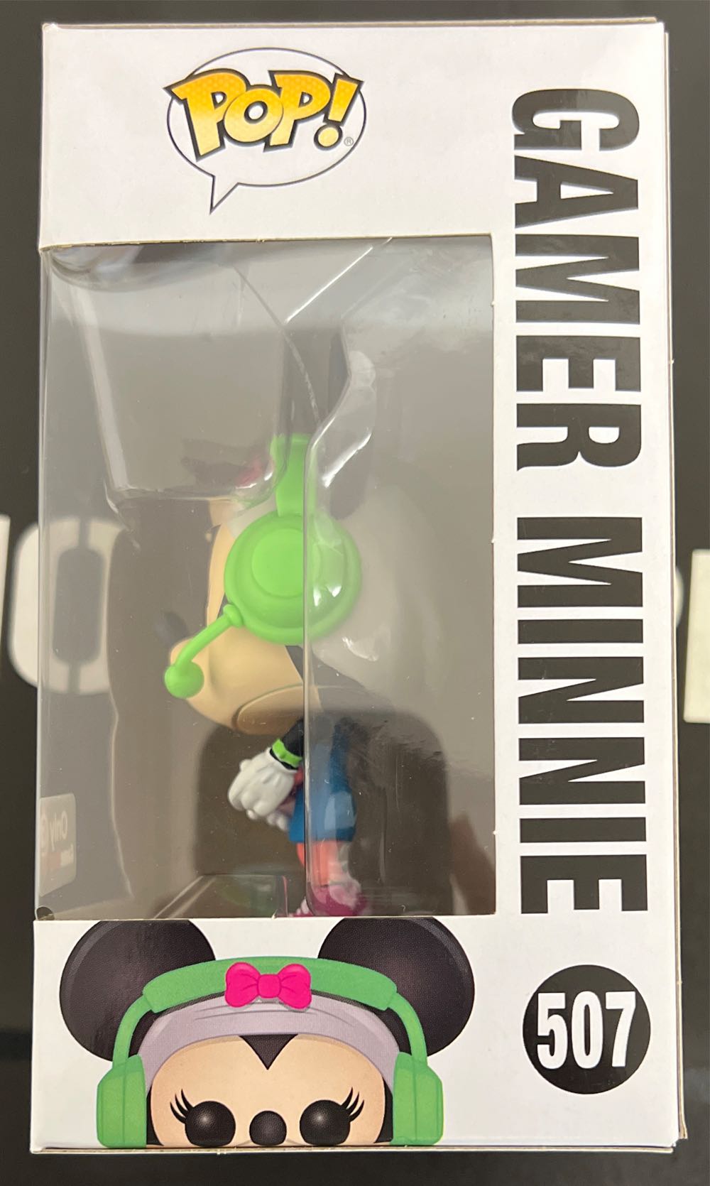 Mickey The True Original: Gamer Minnie - Mickey Mouse vinyl figure collectible [Barcode 889698370042] - Main Image 4