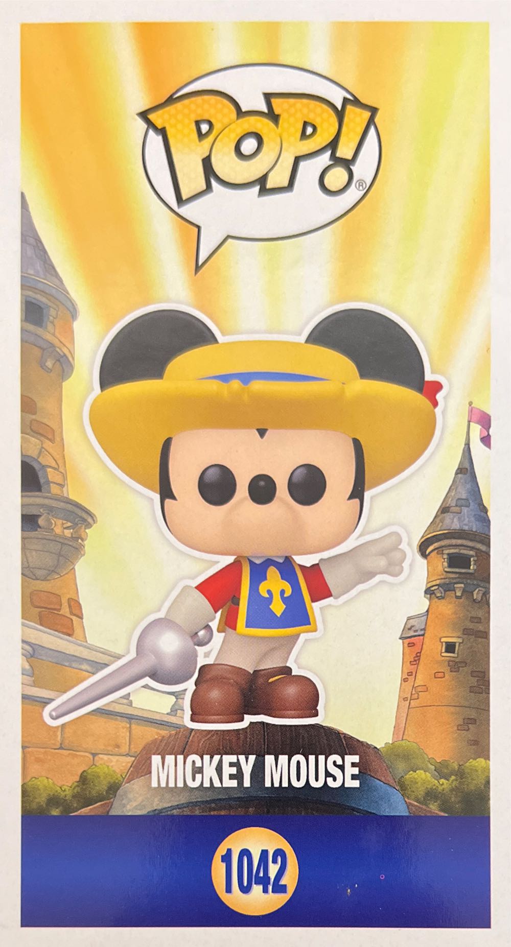 Mickey Mouse - The Three Musketeers vinyl figure collectible [Barcode 889698555364] - Main Image 3