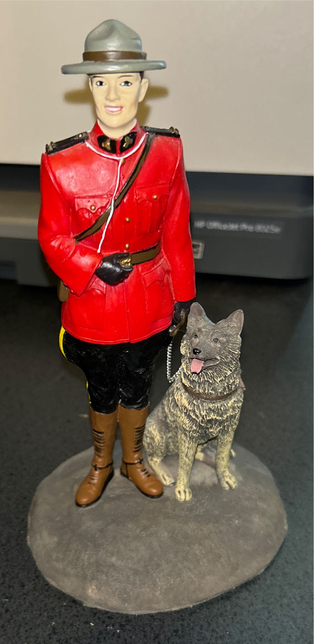 Star Wars Black Series Darth Vader Table Centerpiece Multiple Light-up Parts 2 Aaa Batteries