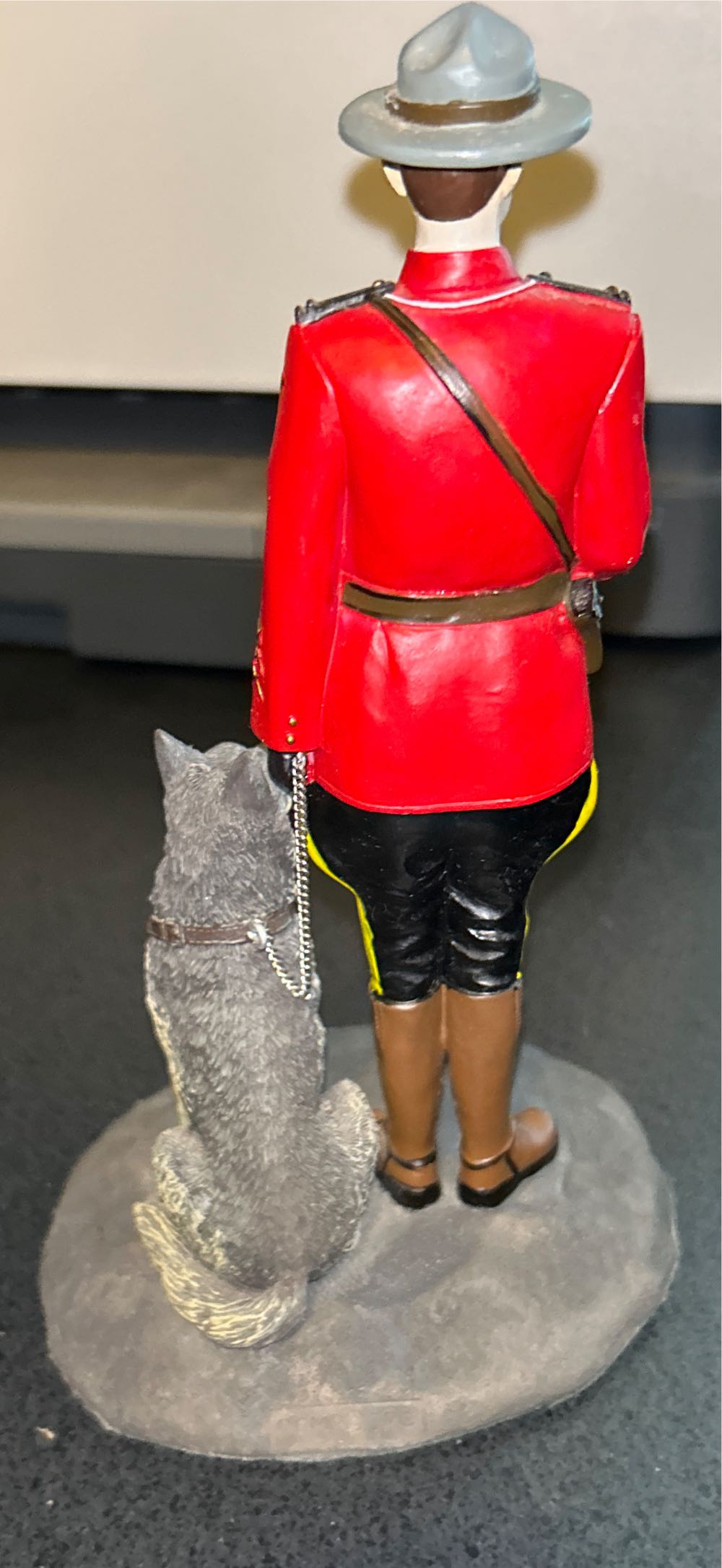 Royal Canadian Policeman With German Sheppard   vinyl figure collectible - Main Image 2