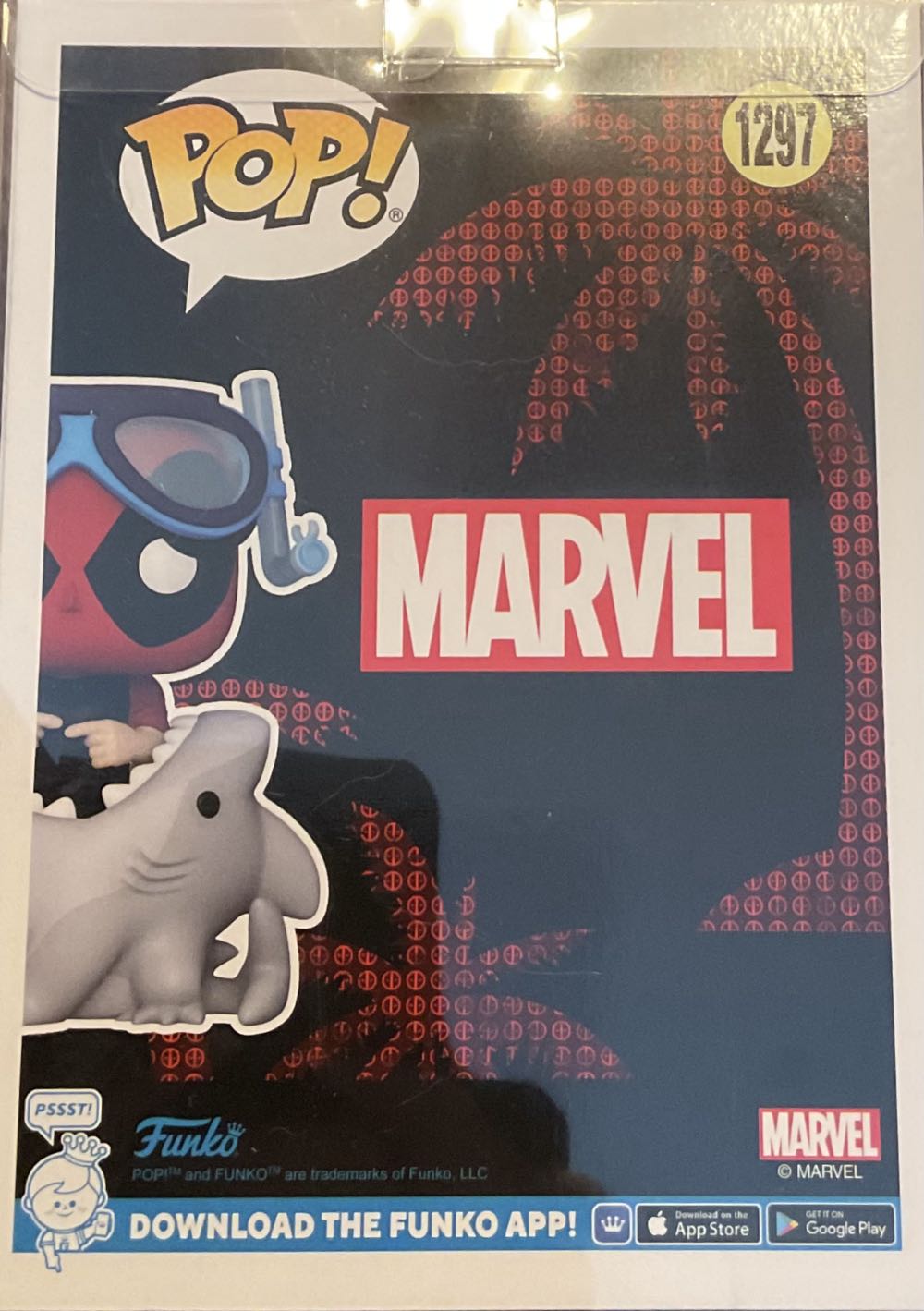Deadpool (With Jeff) - Deadpool vinyl figure collectible [Barcode 889698745765] - Main Image 3