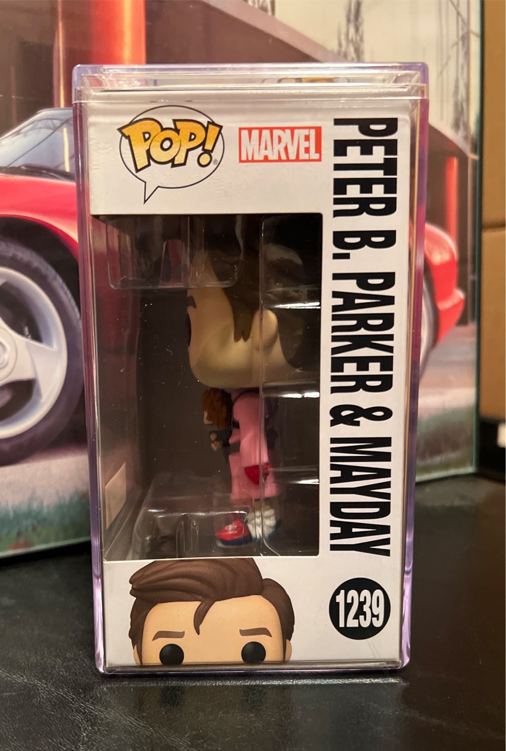 Peter B. Parker & Mayday Pop! 1239 - Spider-Man vinyl figure collectible [Barcode 889698661775] - Main Image 3