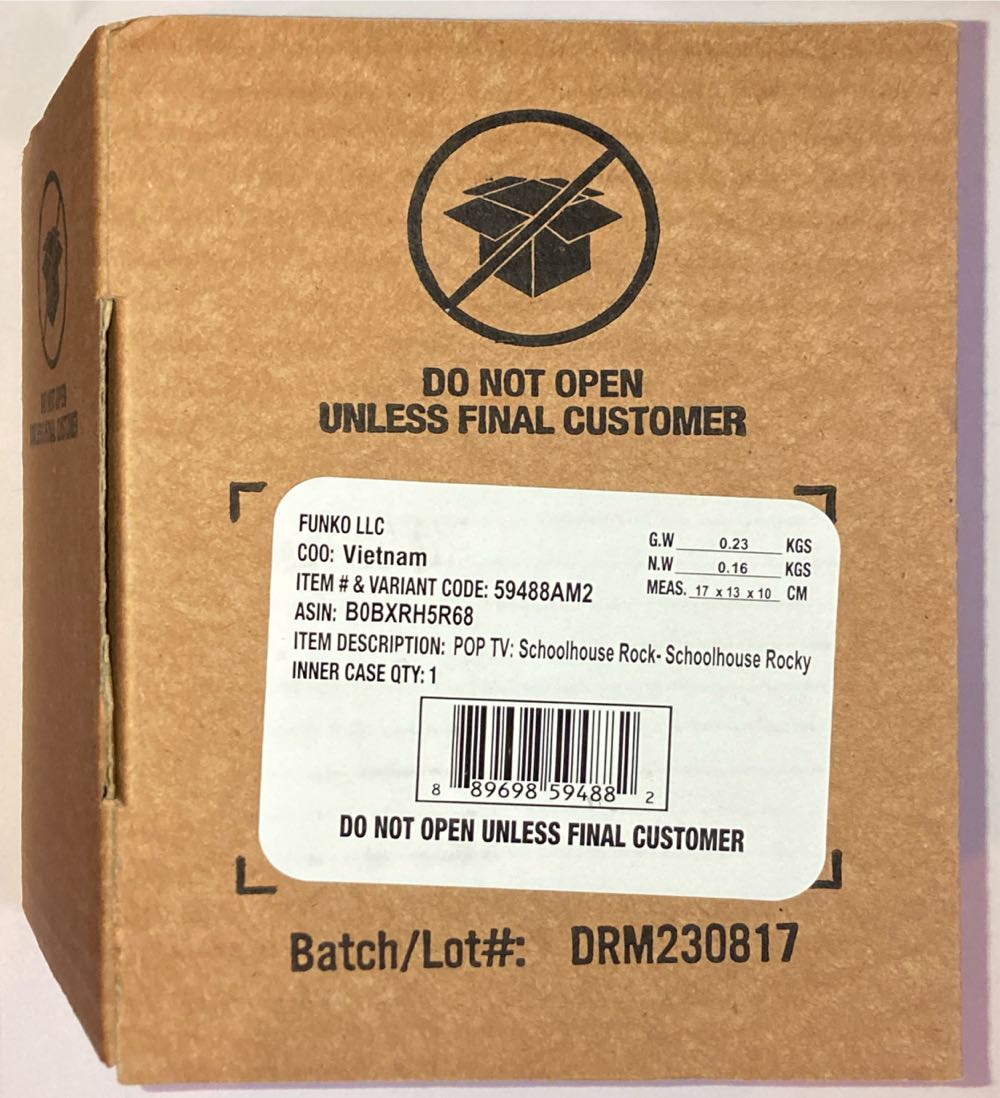 Rocky  vinyl figure collectible [Barcode 889698594882] - Main Image 3