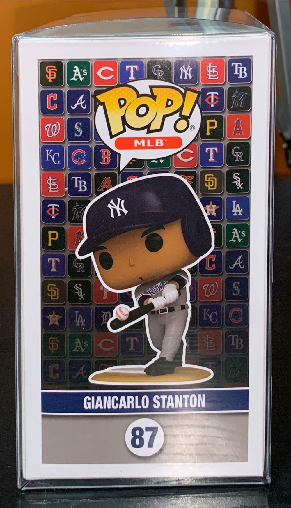 Giancarlo Stanton - MLB vinyl figure collectible [Barcode 889698657891] - Main Image 4