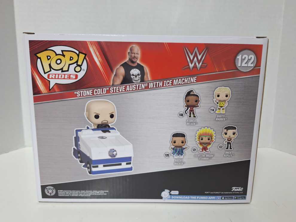 "Stone Cold” Steve Austin with Ice Machine - WWE vinyl figure collectible [Barcode 889698726214] - Main Image 2