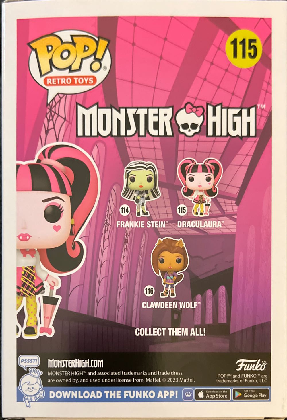 Draculaura  vinyl figure collectible [Barcode 889698674300] - Main Image 2