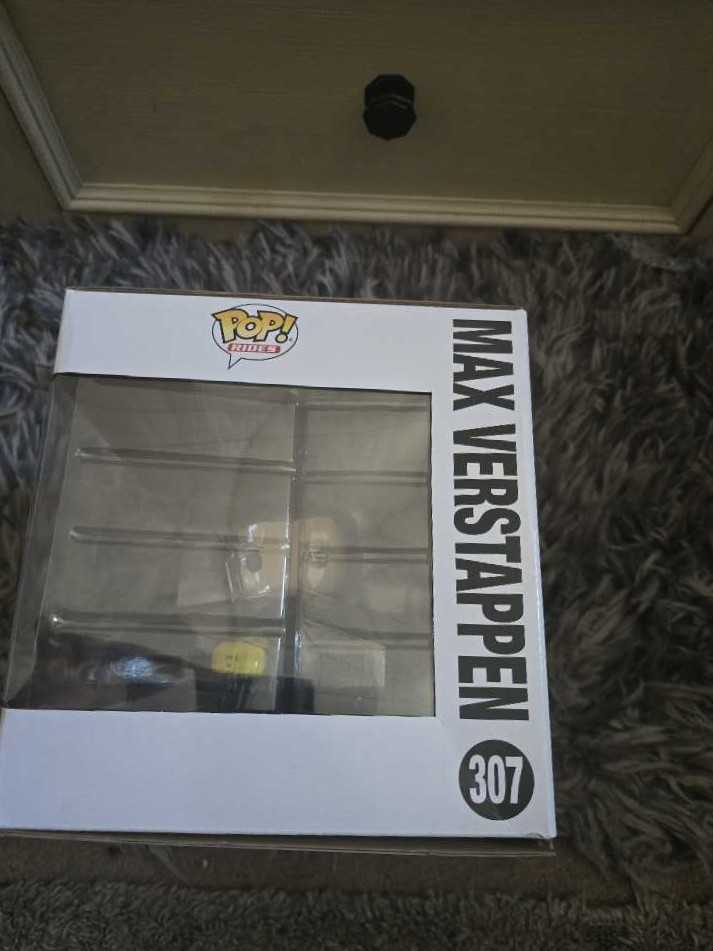 Funko Racing Max Verstappen (Rides) 307  vinyl figure collectible [Barcode 889698726177] - Main Image 4