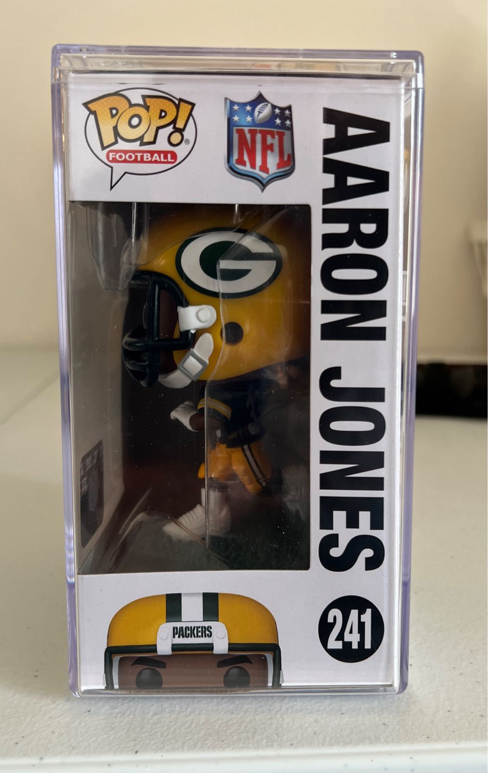 Aaron Jones #241 - NFL vinyl figure collectible [Barcode 889698722742] - Main Image 3