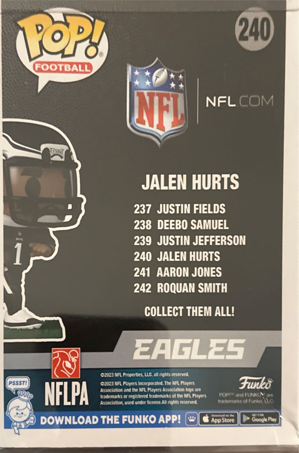 Jalen Hurts - NFL vinyl figure collectible - Main Image 2