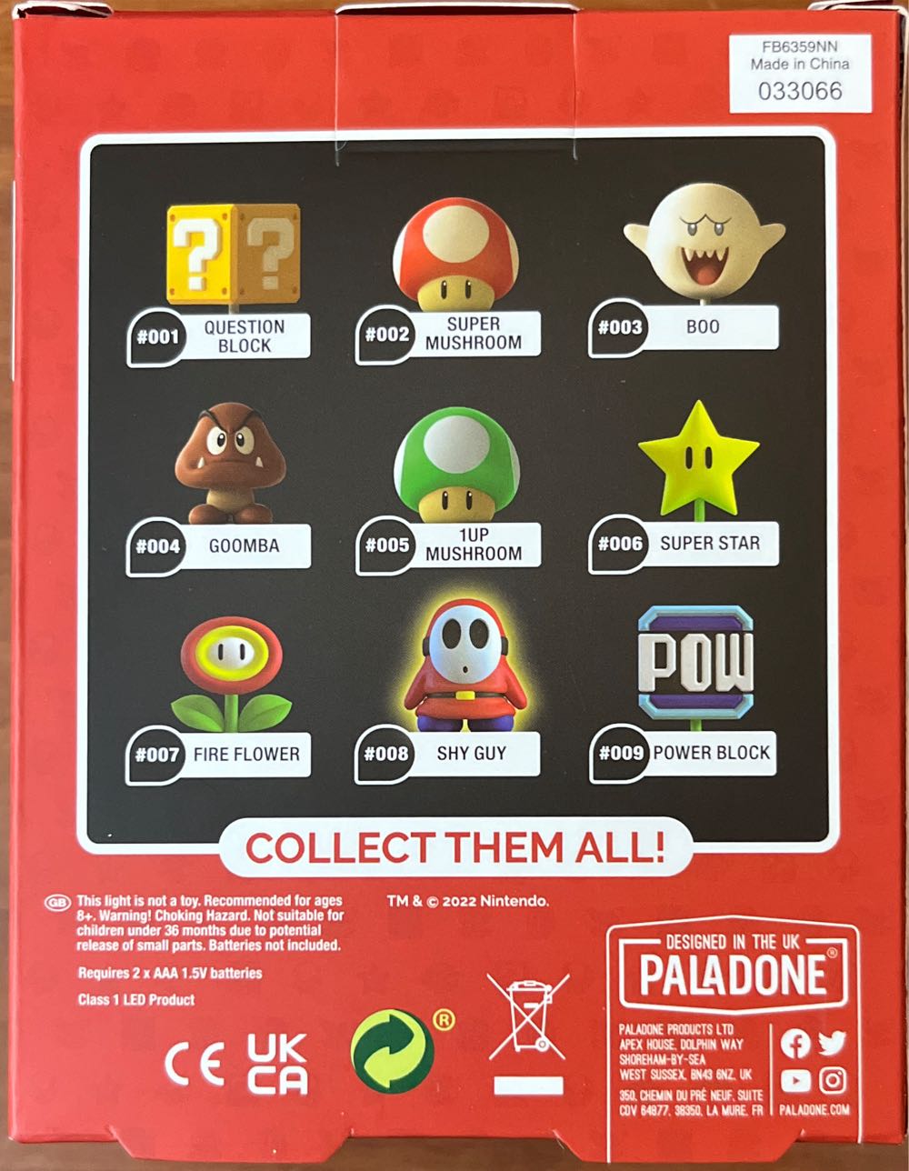 Shy Guy Light  vinyl figure collectible [Barcode 5055964738525] - Main Image 2