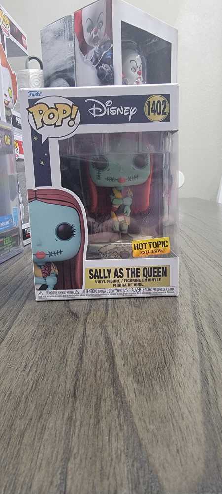 Sally Nightmare Before Christmas Sally As The Queen Exclusive Funko Pop! Disney Vinyl Figure - The Nightmare Before Christmas vinyl figure collectible [Barcode 889698747080] - Main Image 2