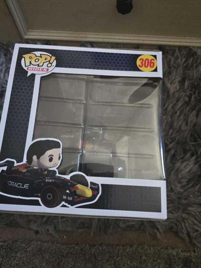 Formula 1 Funko Sergio Perez With Ride   vinyl figure collectible [Barcode 889698726184] - Main Image 3