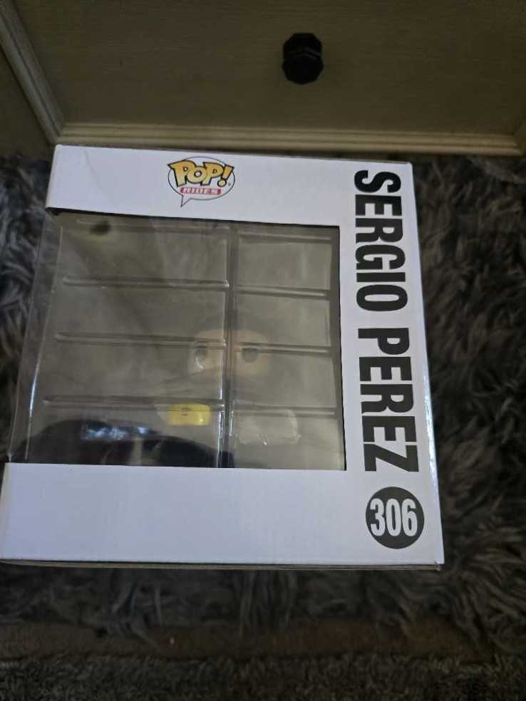 Formula 1 Funko Sergio Perez With Ride   vinyl figure collectible [Barcode 889698726184] - Main Image 4